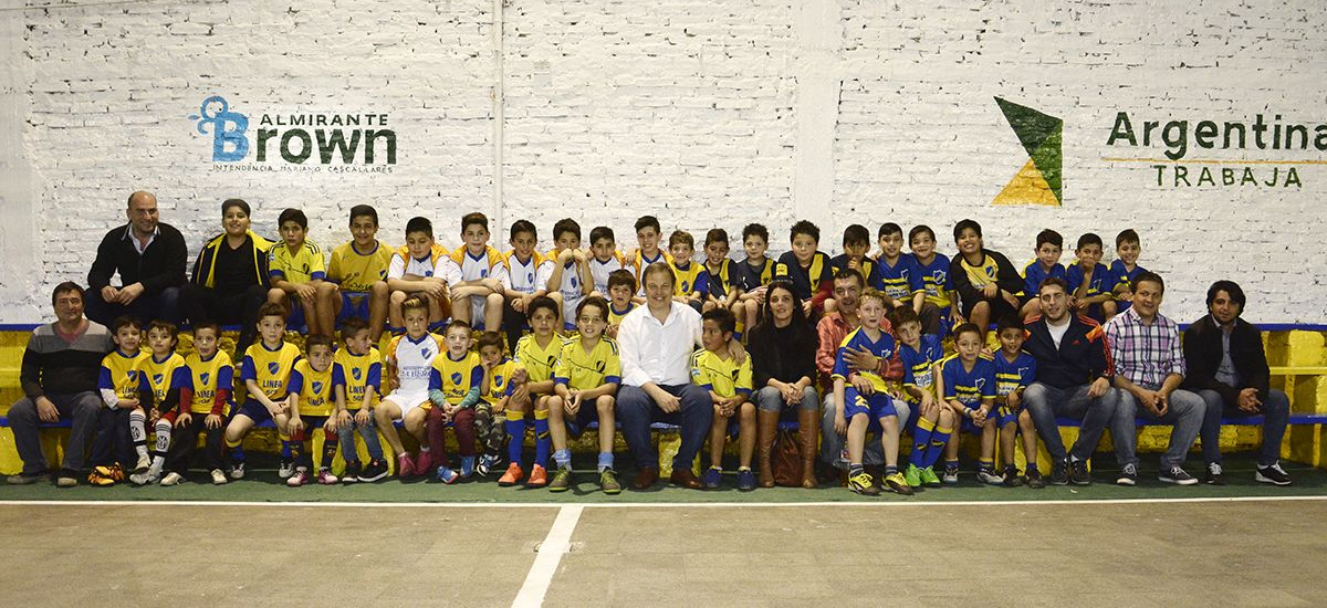 El municipio puso en valor al club social y deportivo Mármol
